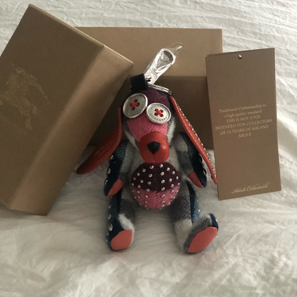 Burberry limited Edition Dog purse charm keychain